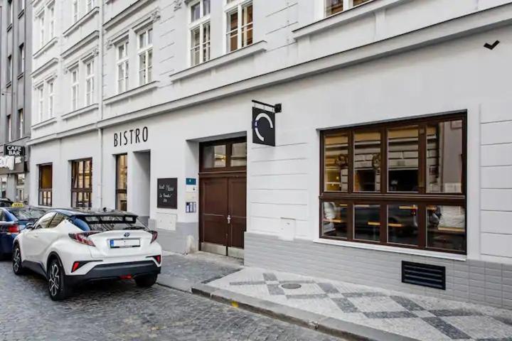 Luxury Apartment At Prague City Centre Andel! エクステリア 写真